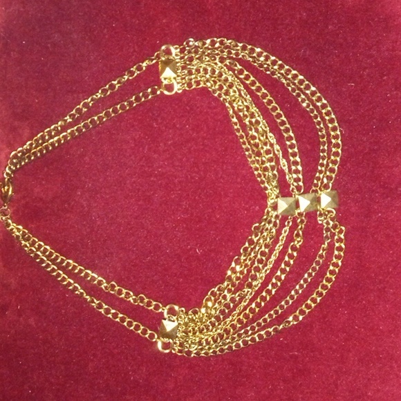 Multi-Chain, Multi-Layered BIB - Picture 1 of 4